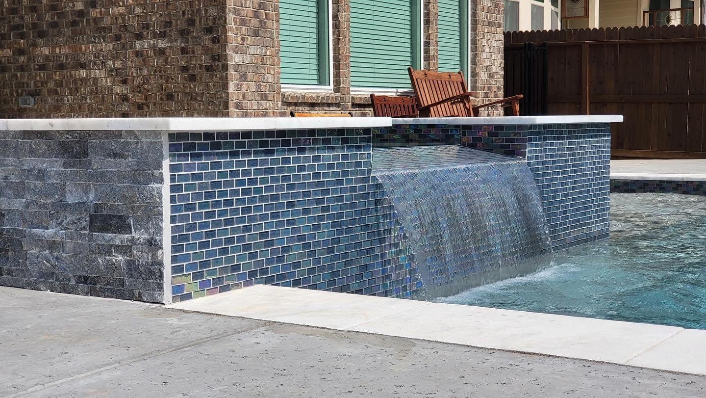 swimming pool contractors near me